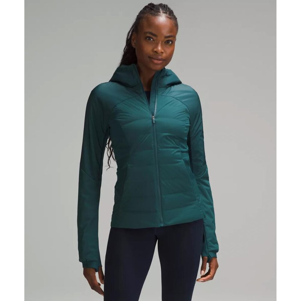 Lululemon Women's Teal Running Down for It‎ All Thermal Puffer Jacket Size 4